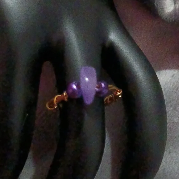 Ring - Picture 1 of 6